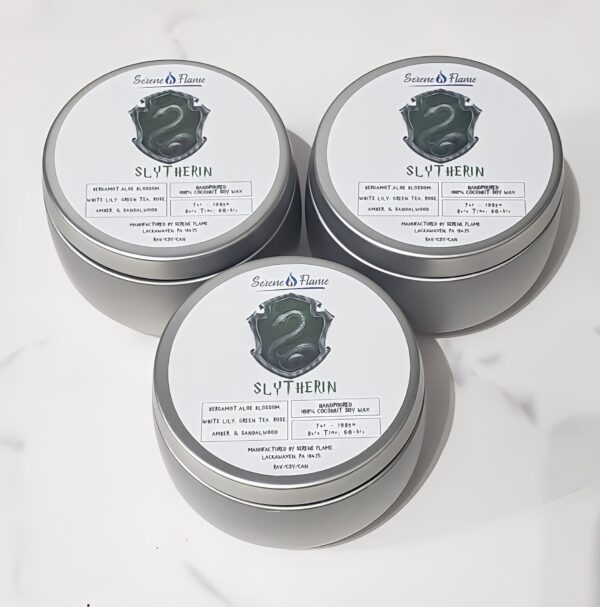 Hogwarts House Slytherin Candle - Image 2